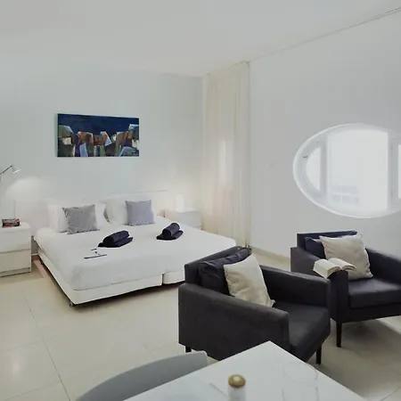 Modern In A Great Location Appartamento *
