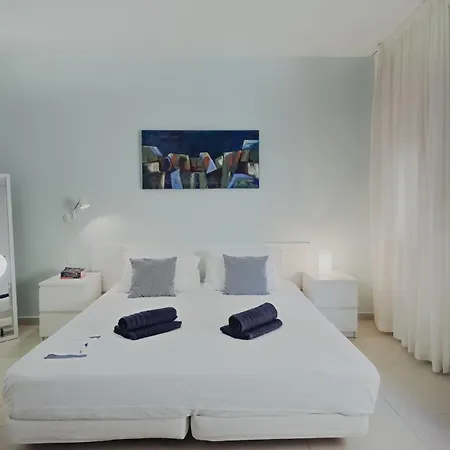 Modern In A Great Location