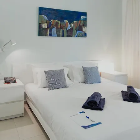 Modern In A Great Location
